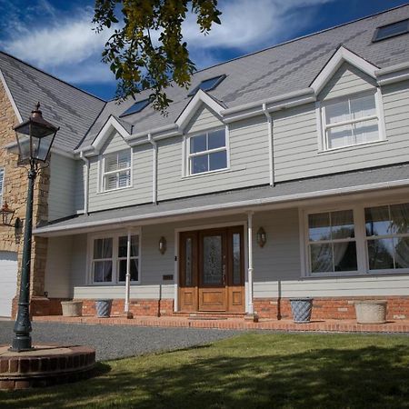Matlock House Bed & Breakfast Hawkinge Dış mekan fotoğraf